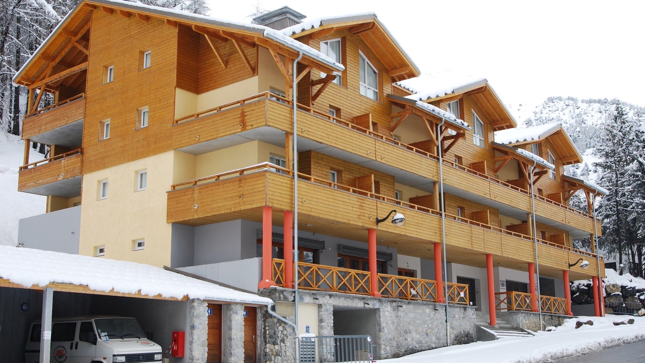 Photo of Others in Allos