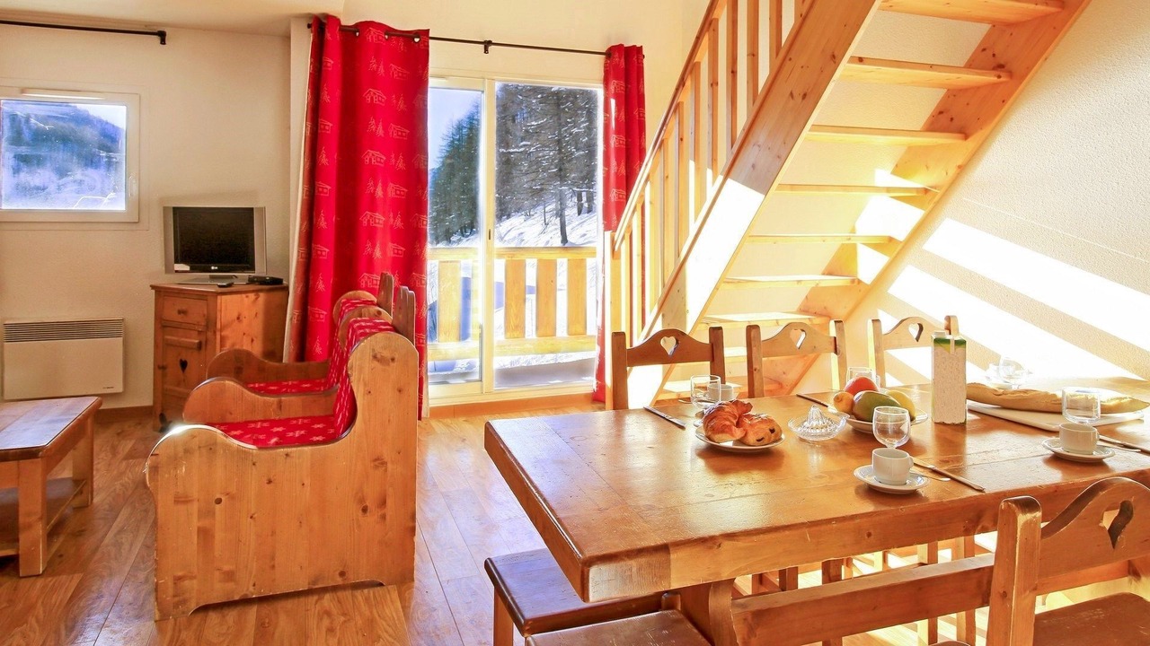 Photo of Others in Allos