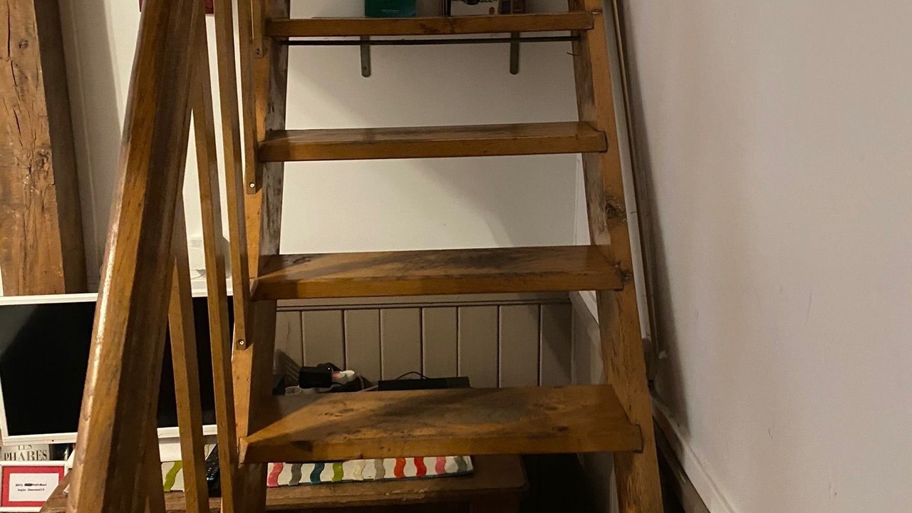 Photo of Others in Centre