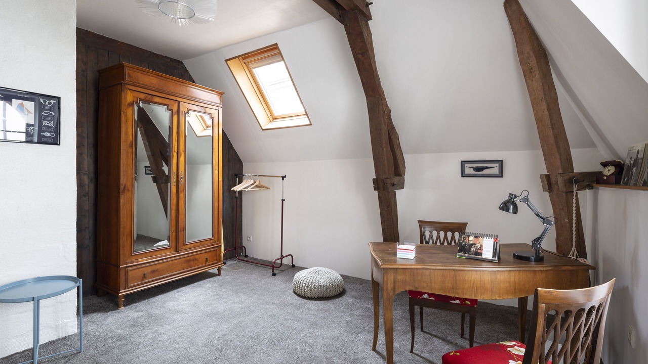 Photo of Others in Centre