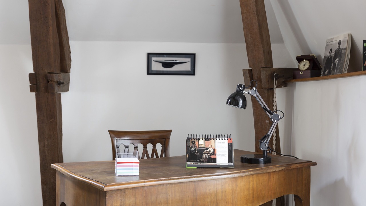 Photo of Others in Centre