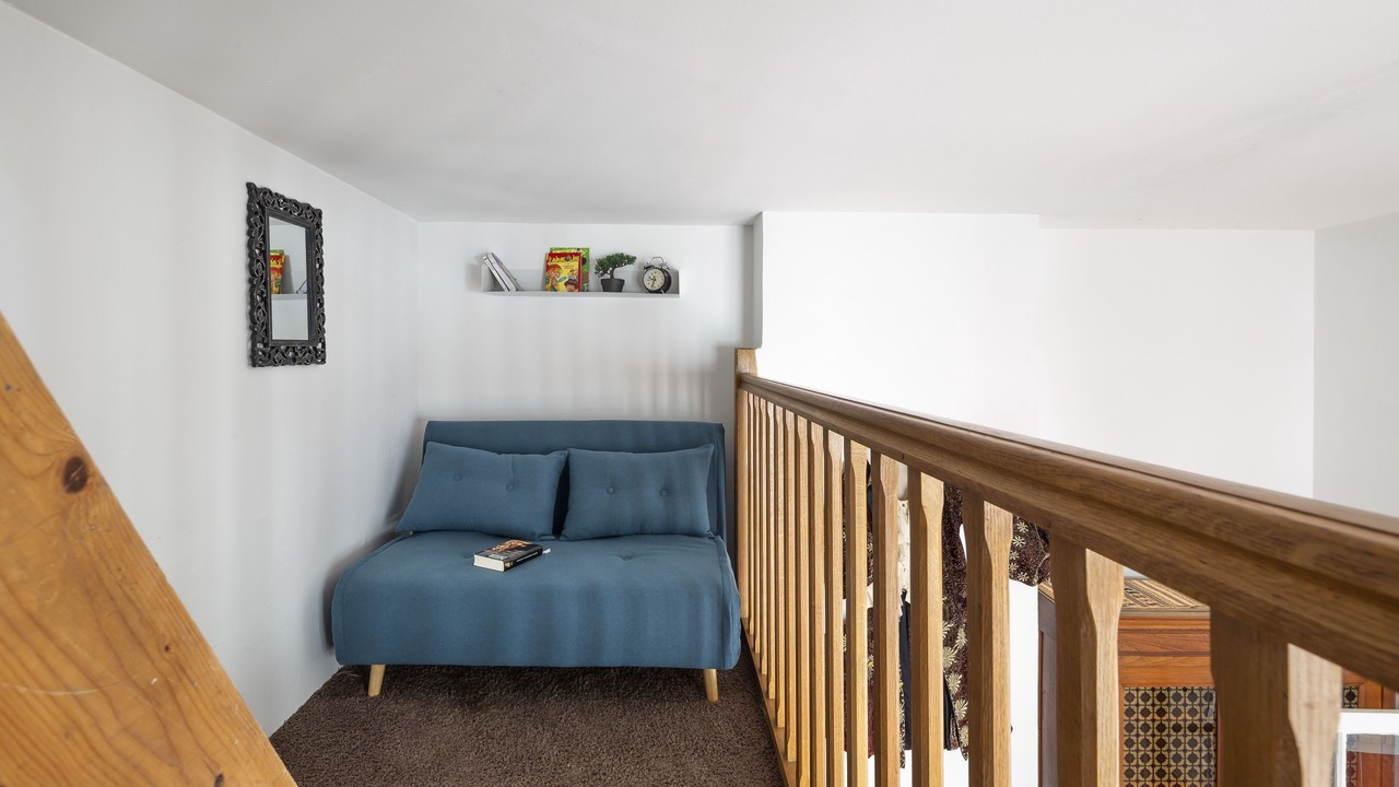 Photo of Others in Centre