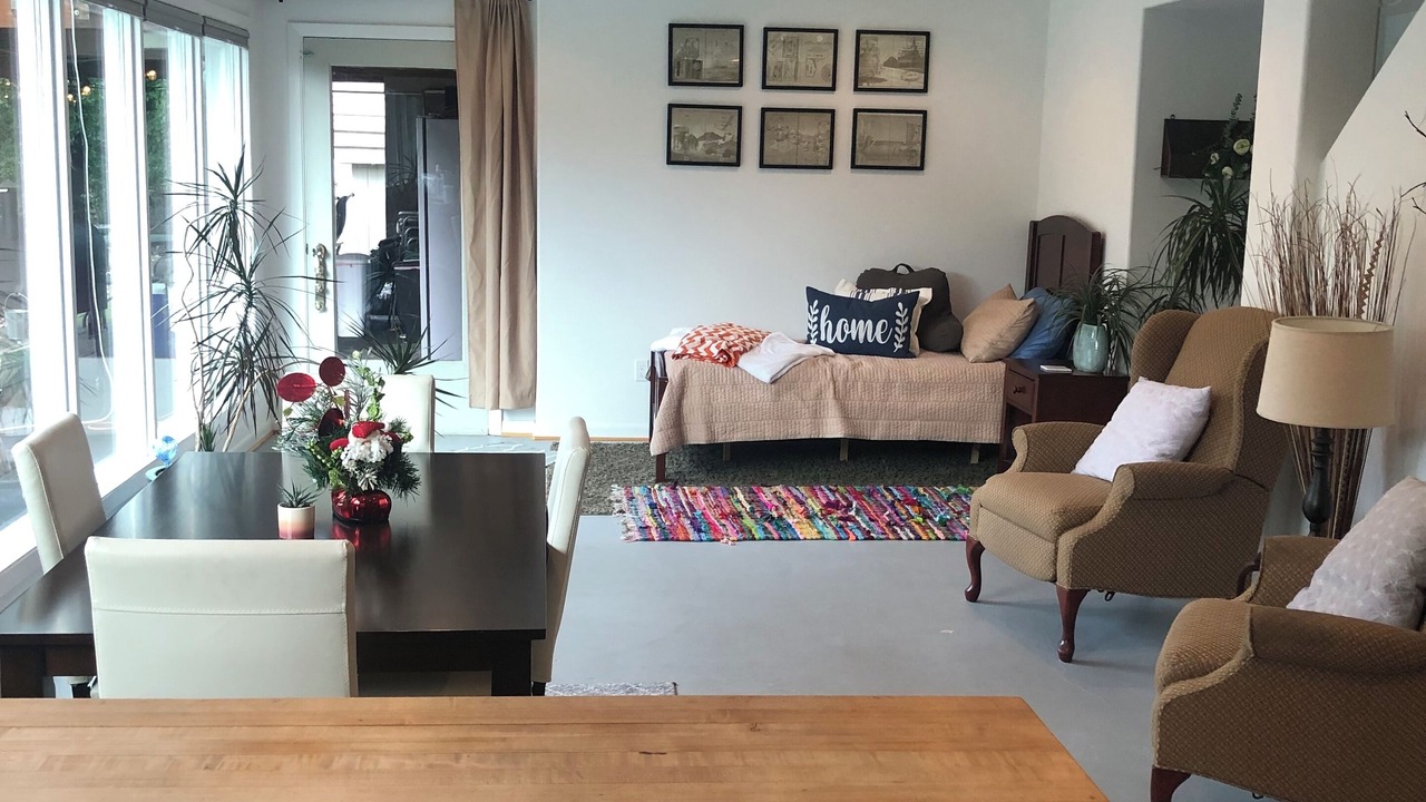 Photo of Others in Salem