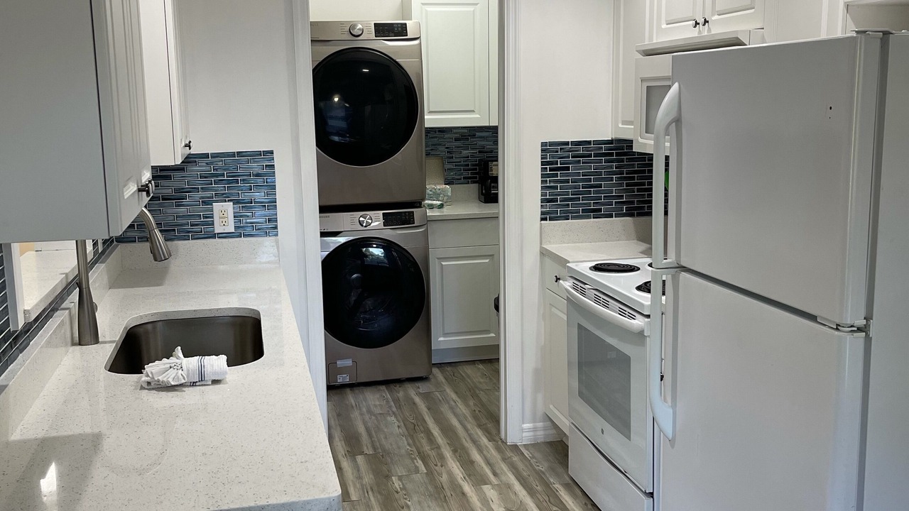 Photo of Kitchen in Pine Island Center