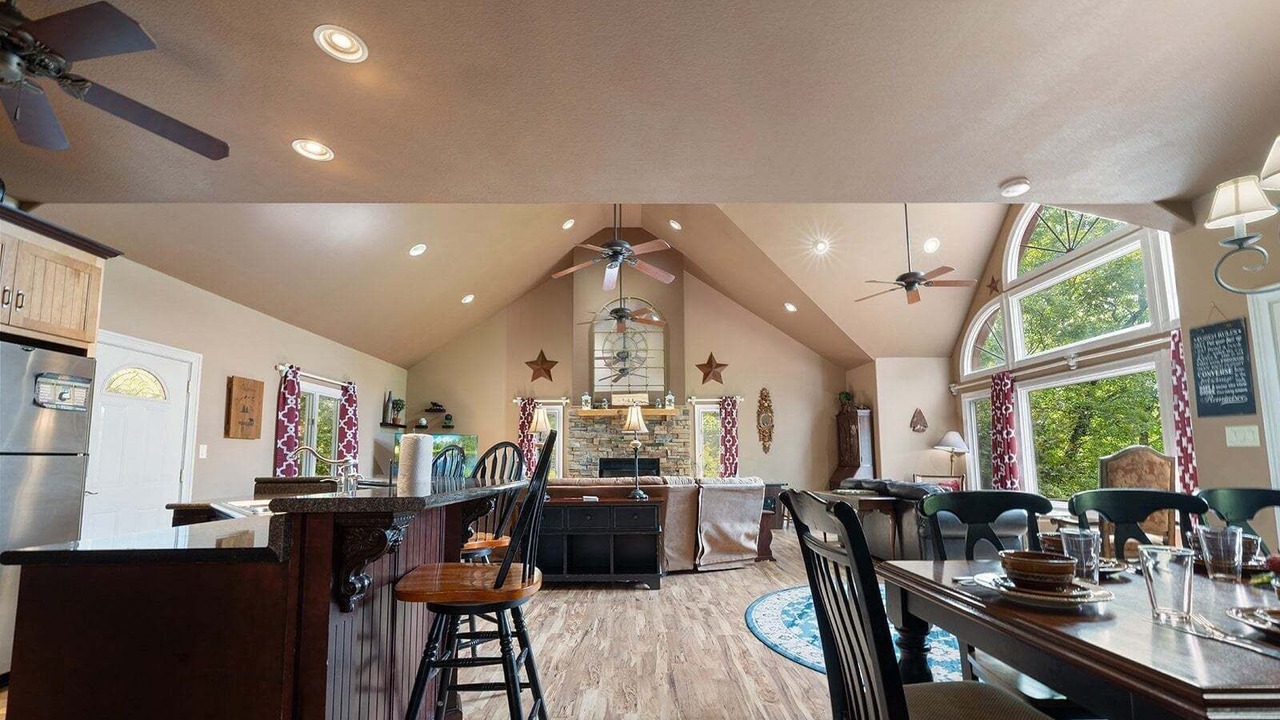 Photo of Bedroom in Sevierville