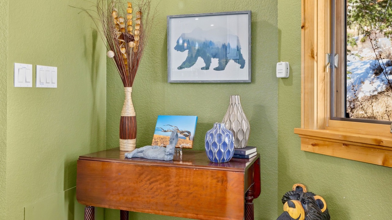 Photo of Bedroom in Windcliff Estates