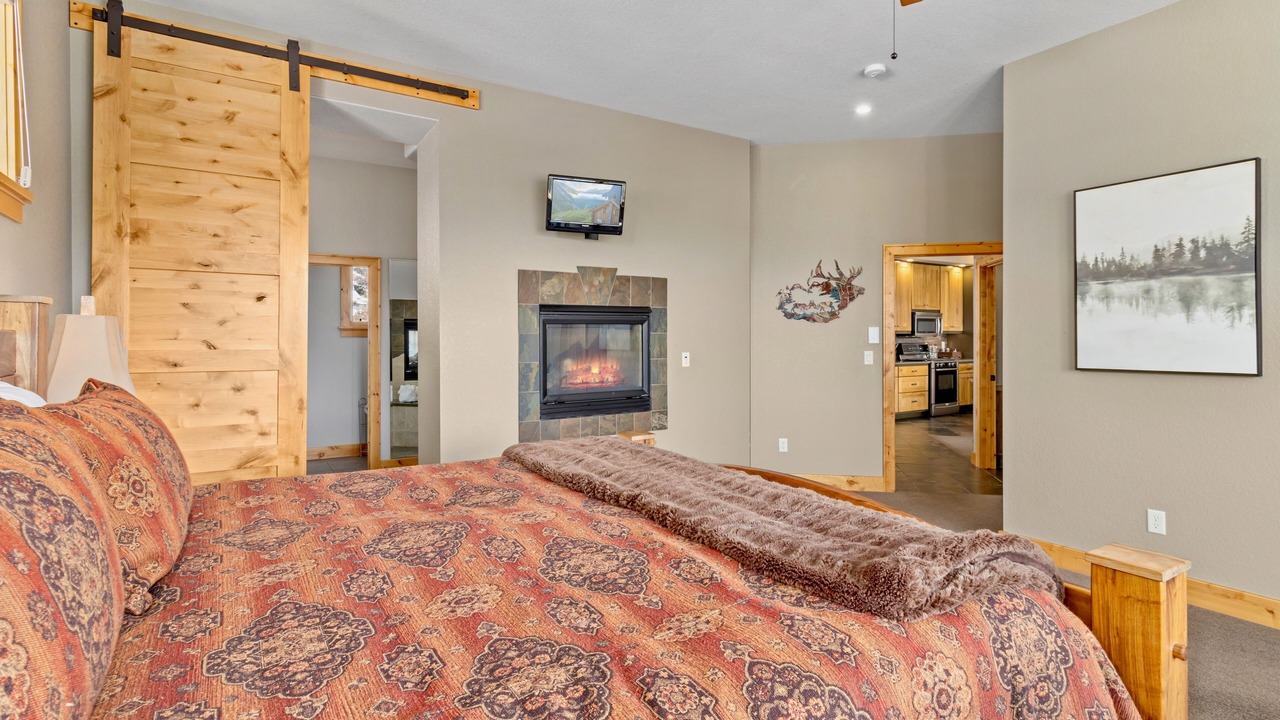 Photo of Livingroom in Windcliff Estates