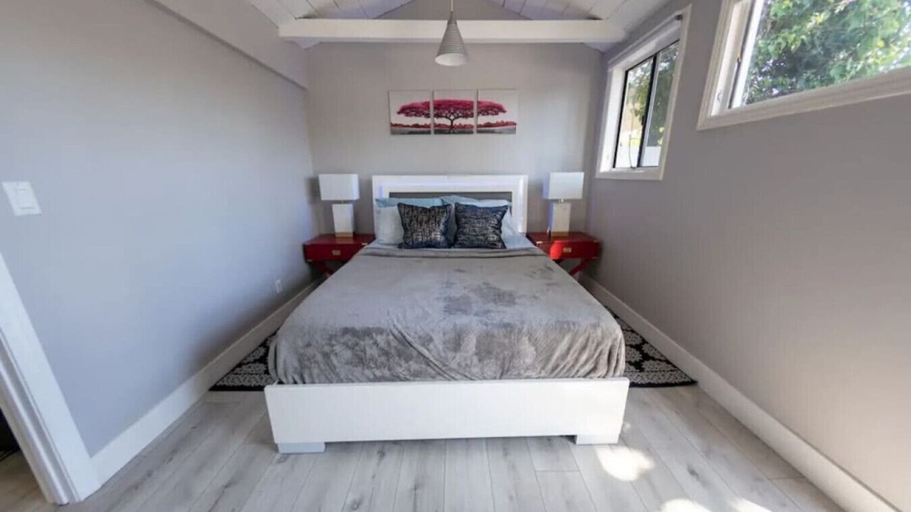 Photo of Bedroom in NoHo Arts District