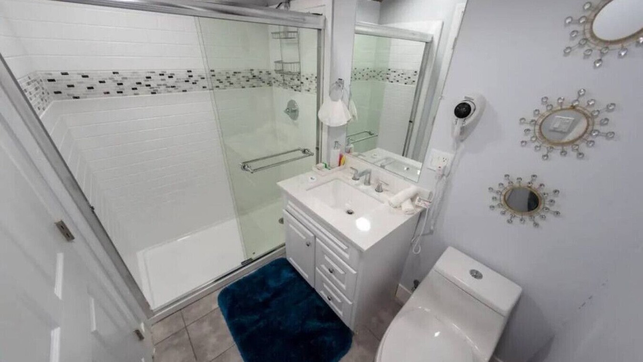 Photo of Bathroom in NoHo Arts District