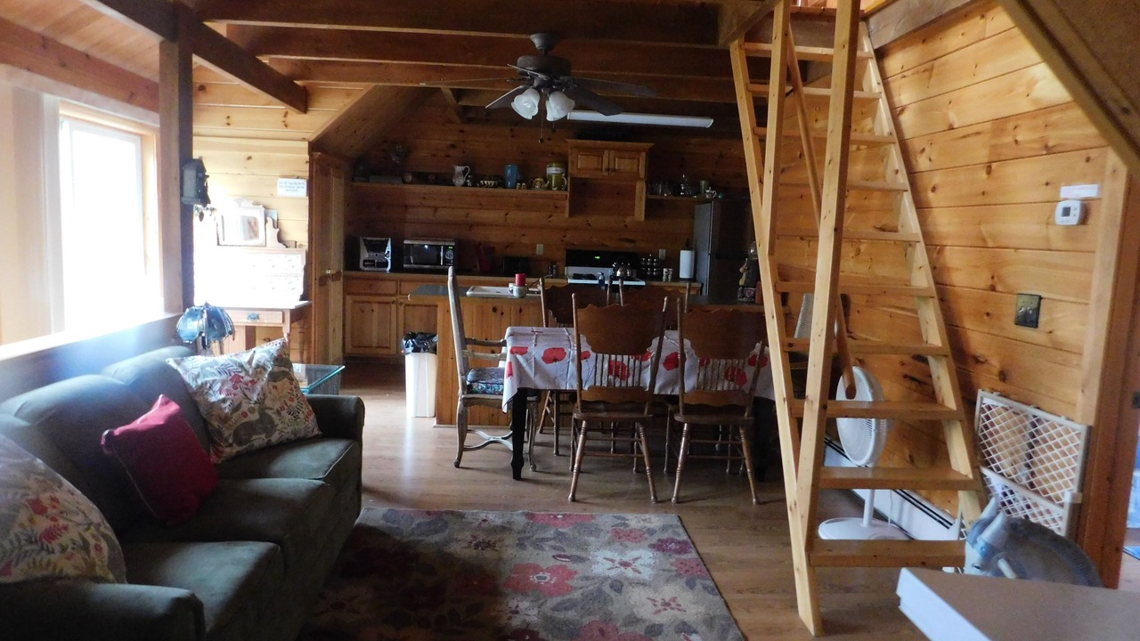 Photo of Livingroom in Greenville Junction