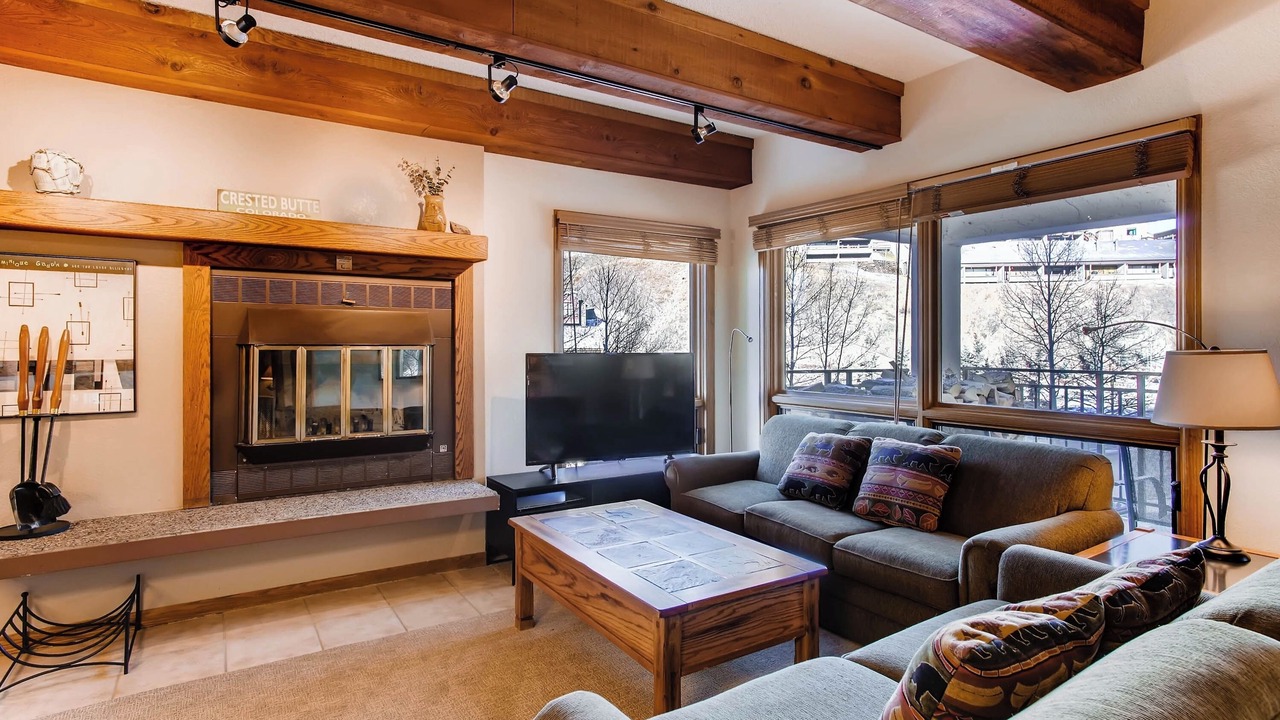 Photo of Livingroom in Mount Crested Butte