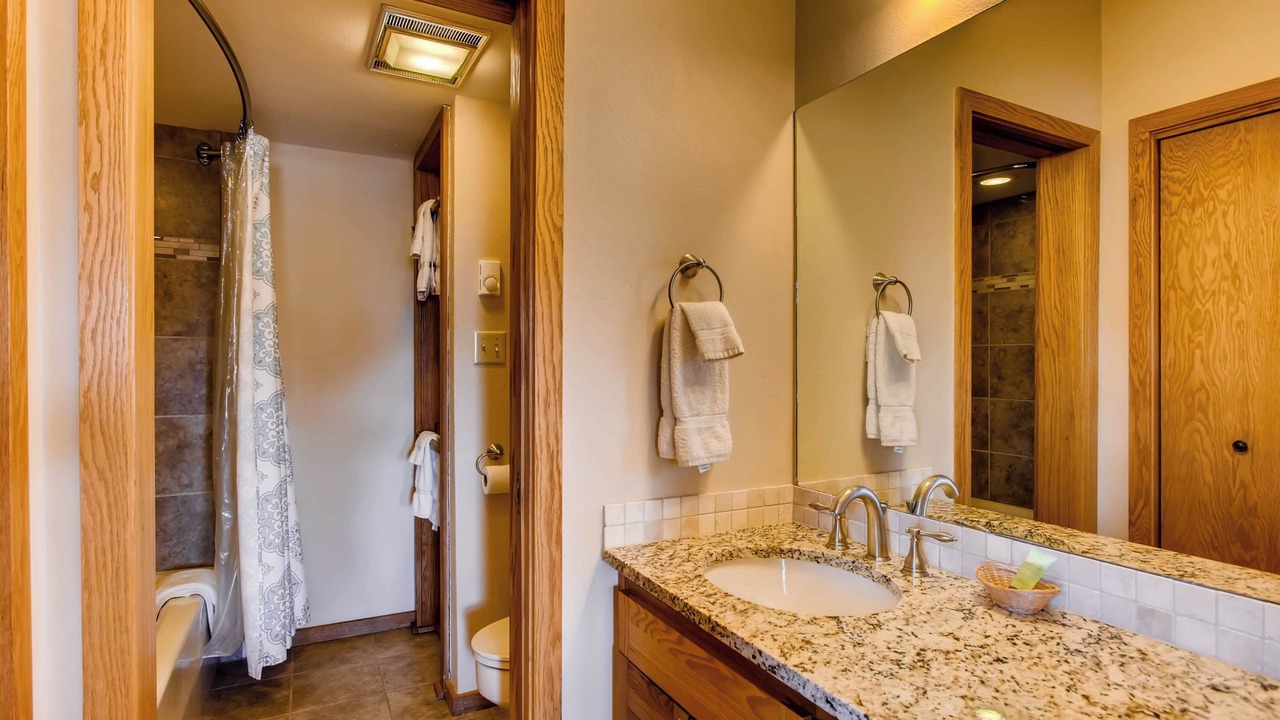 Photo of Bathroom in Mount Crested Butte