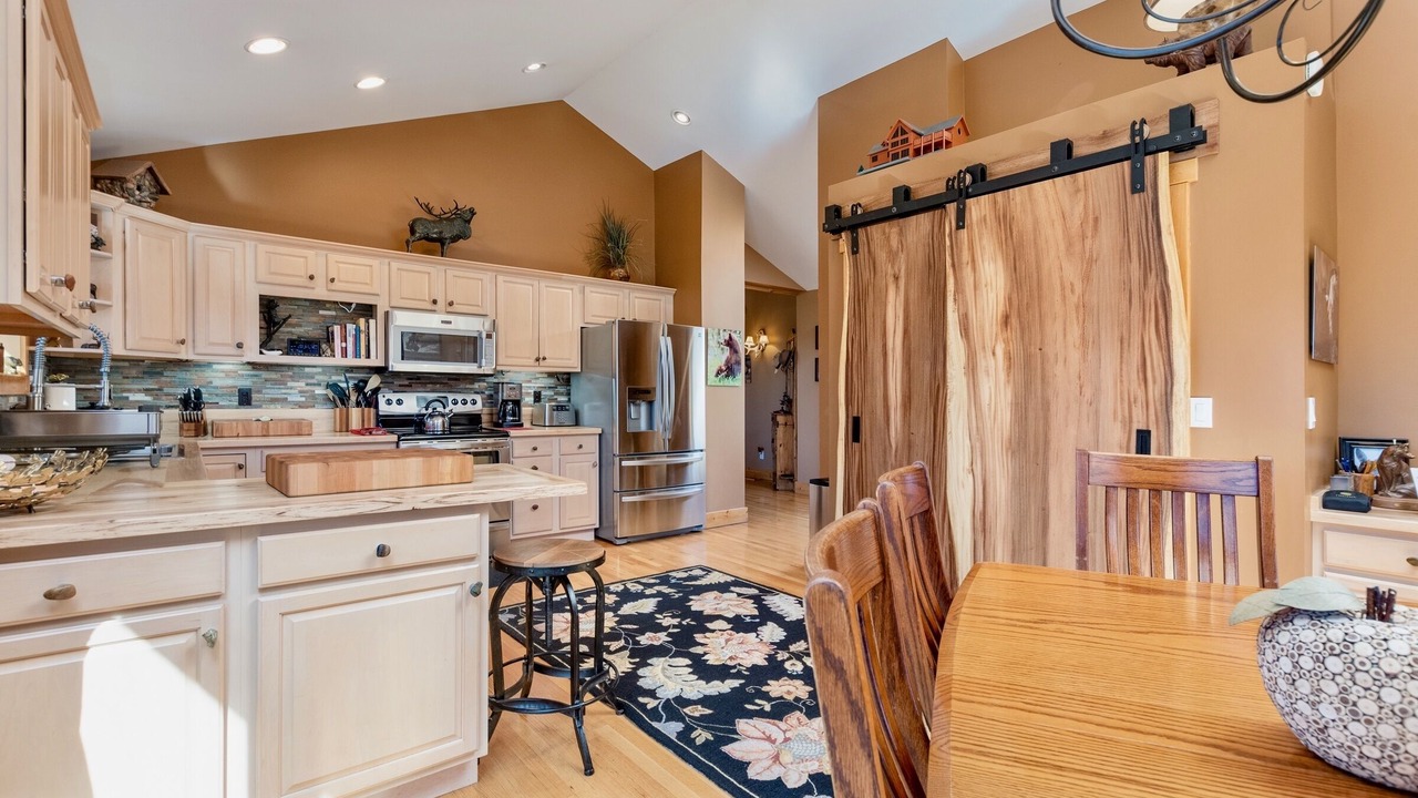 Photo of Others in Windcliff Estates