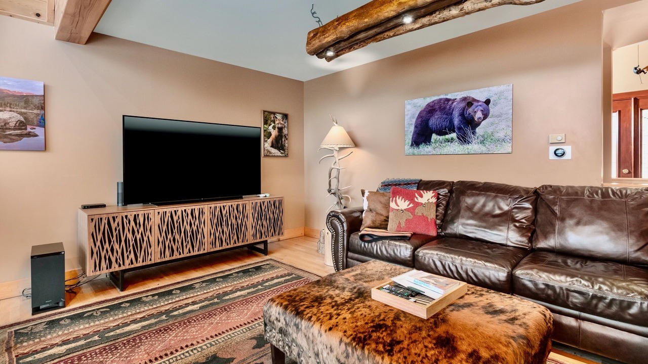 Photo of Bedroom in Windcliff Estates