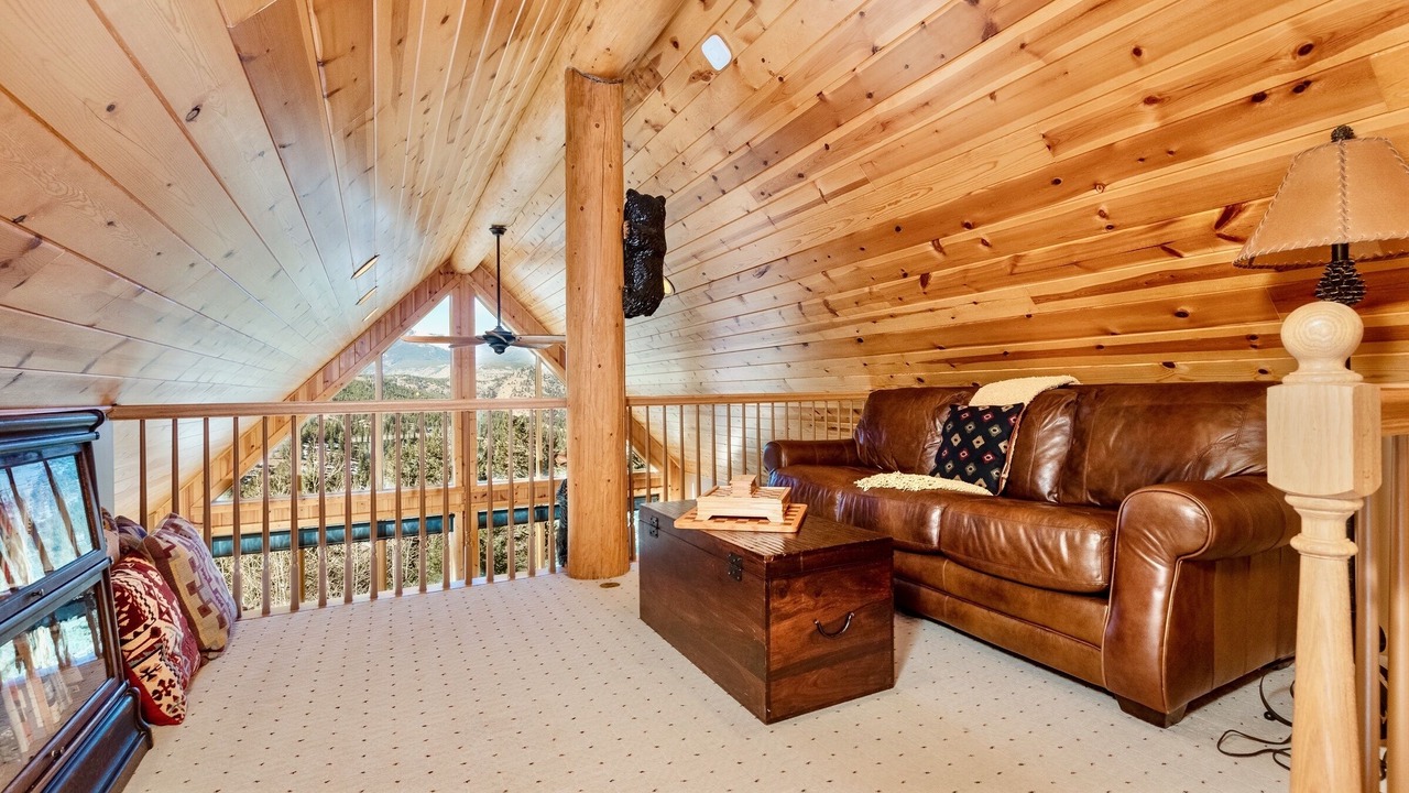 Photo of Bedroom in Windcliff Estates