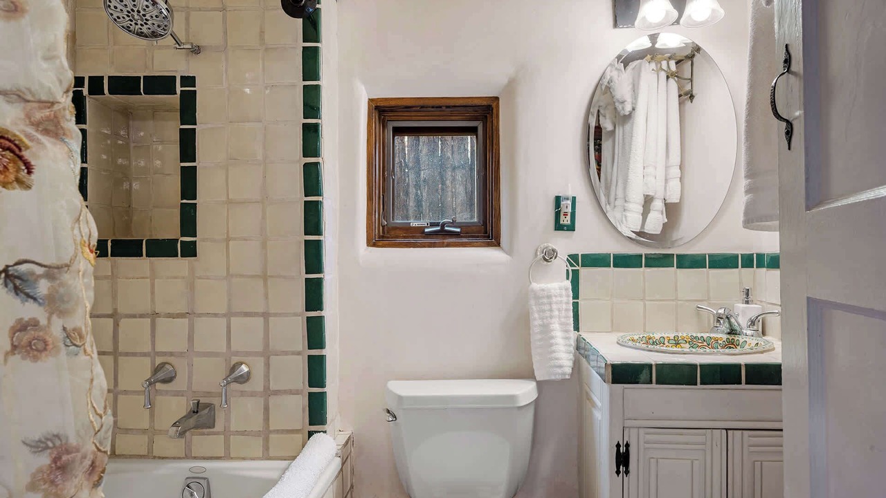 Photo of Bathroom in Tesuque