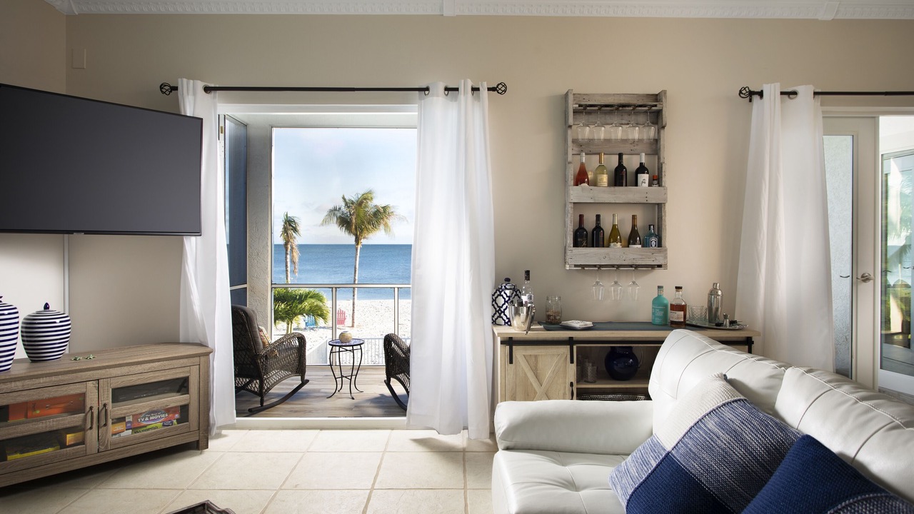 Photo of Livingroom in Coupon Bight Aquatic Preserve