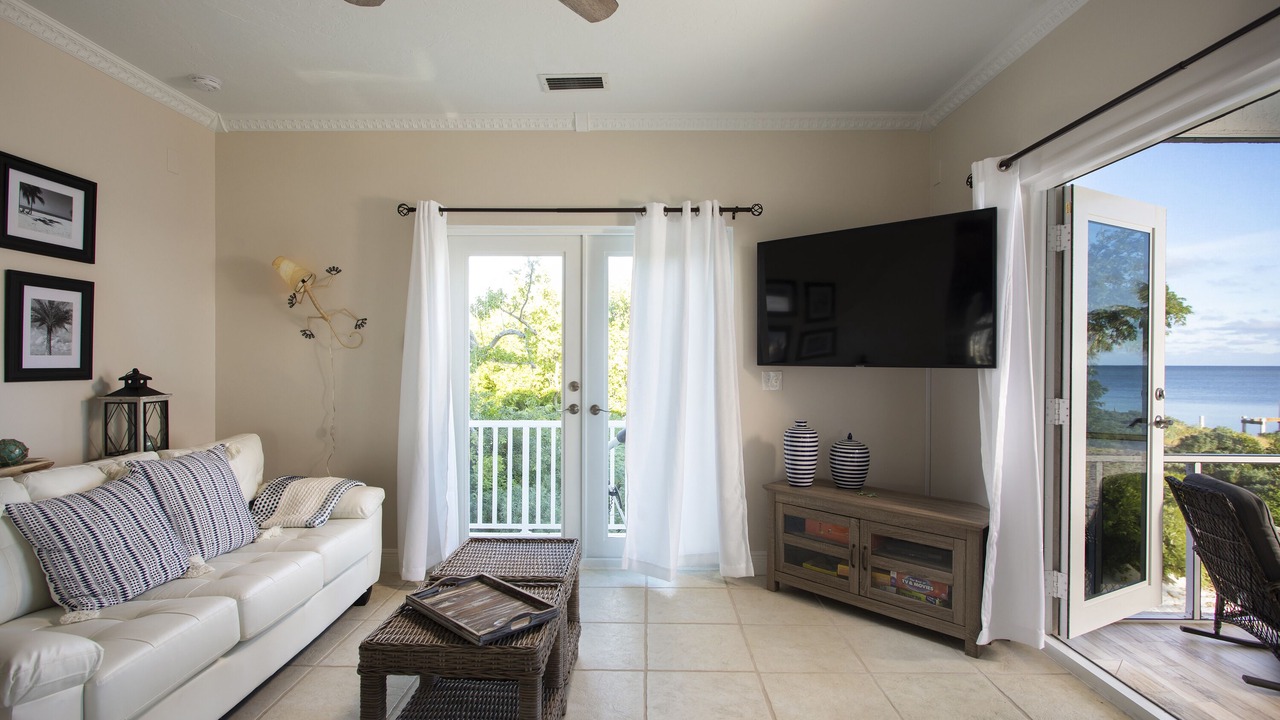 Photo of Livingroom in Coupon Bight Aquatic Preserve