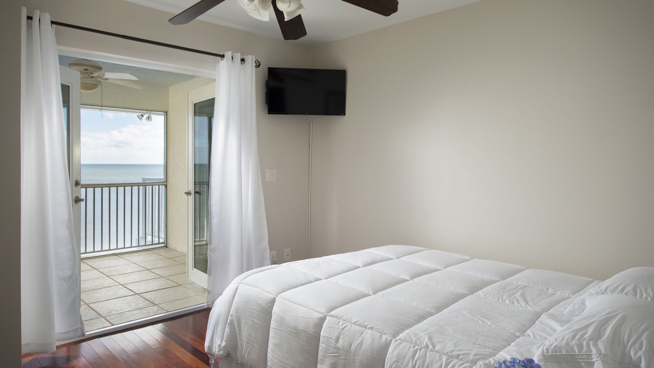 Photo of Bedroom in Coupon Bight Aquatic Preserve