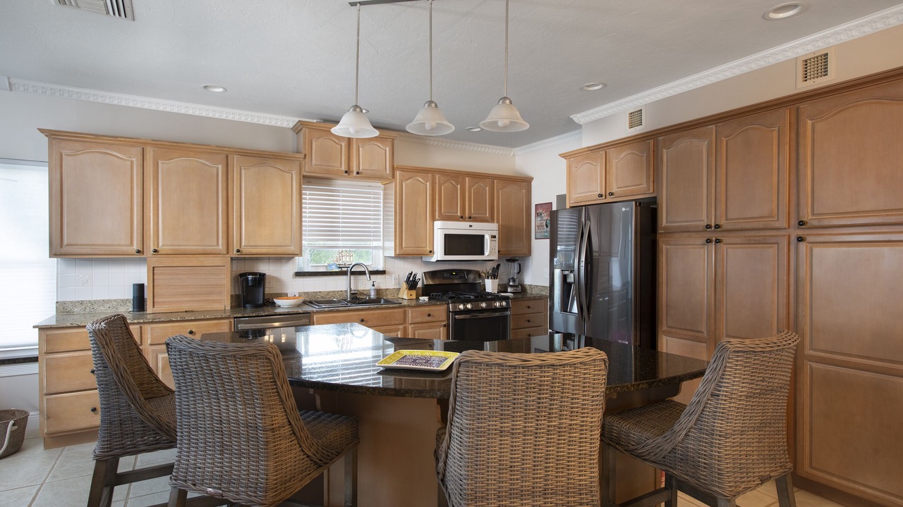 Photo of Kitchen in Coupon Bight Aquatic Preserve