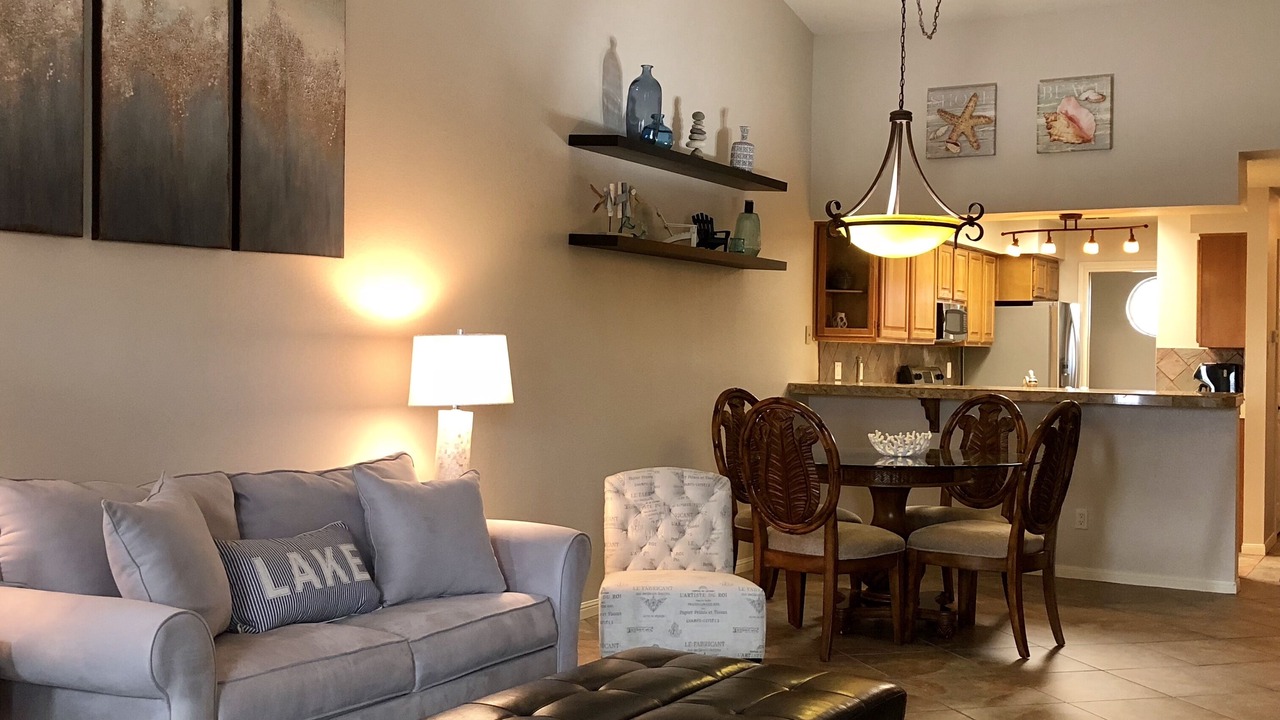 Photo of Livingroom in Highland Lake Estates