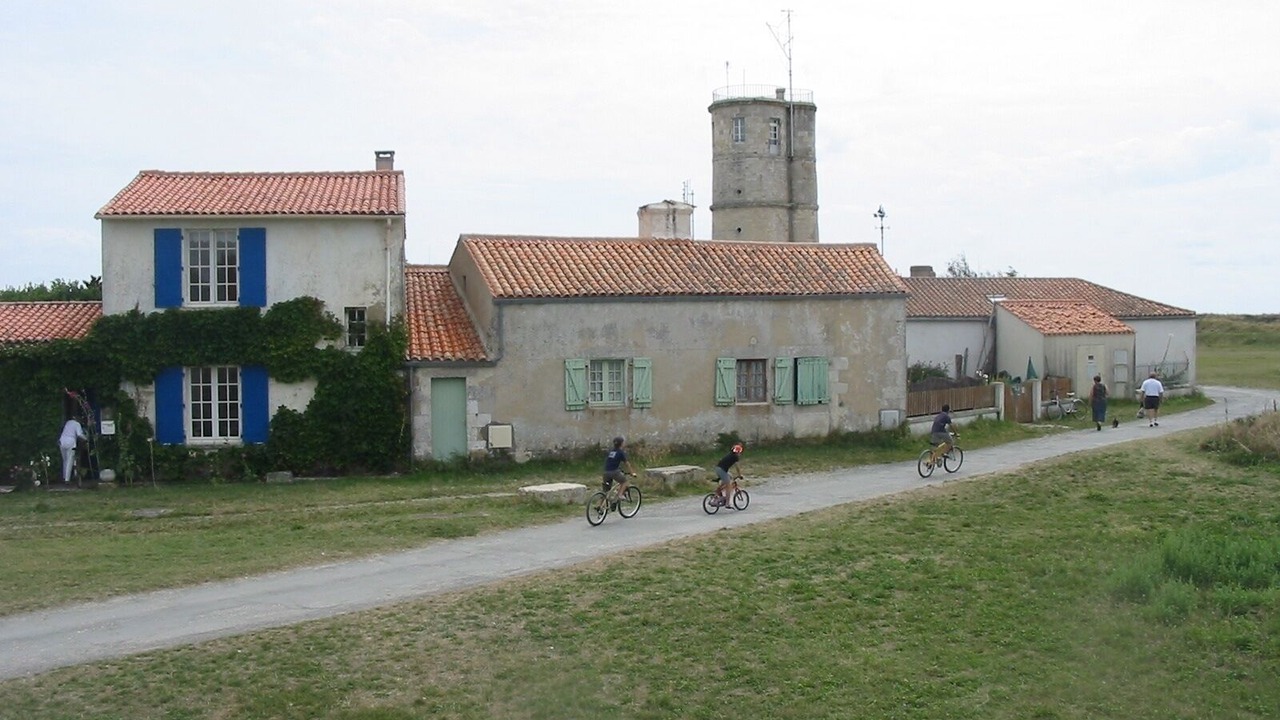 Photo of Others in Gibourne