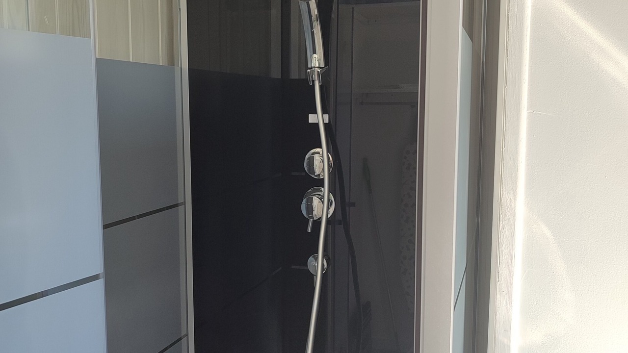 Photo of Bathroom in Colombelles