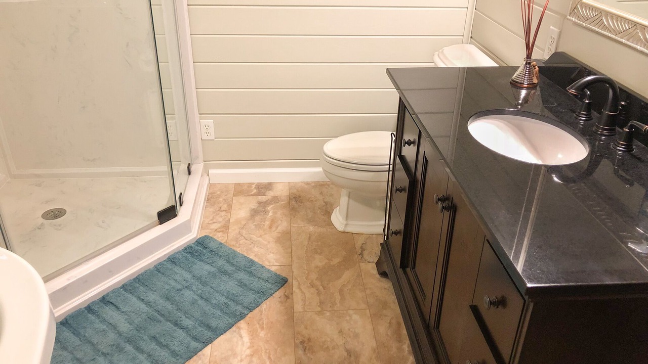 Photo of Bathroom in New Iberia