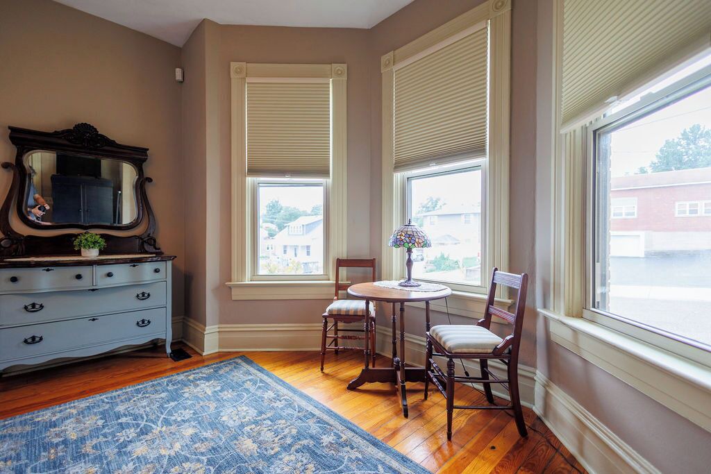 Photo of Others in Washington