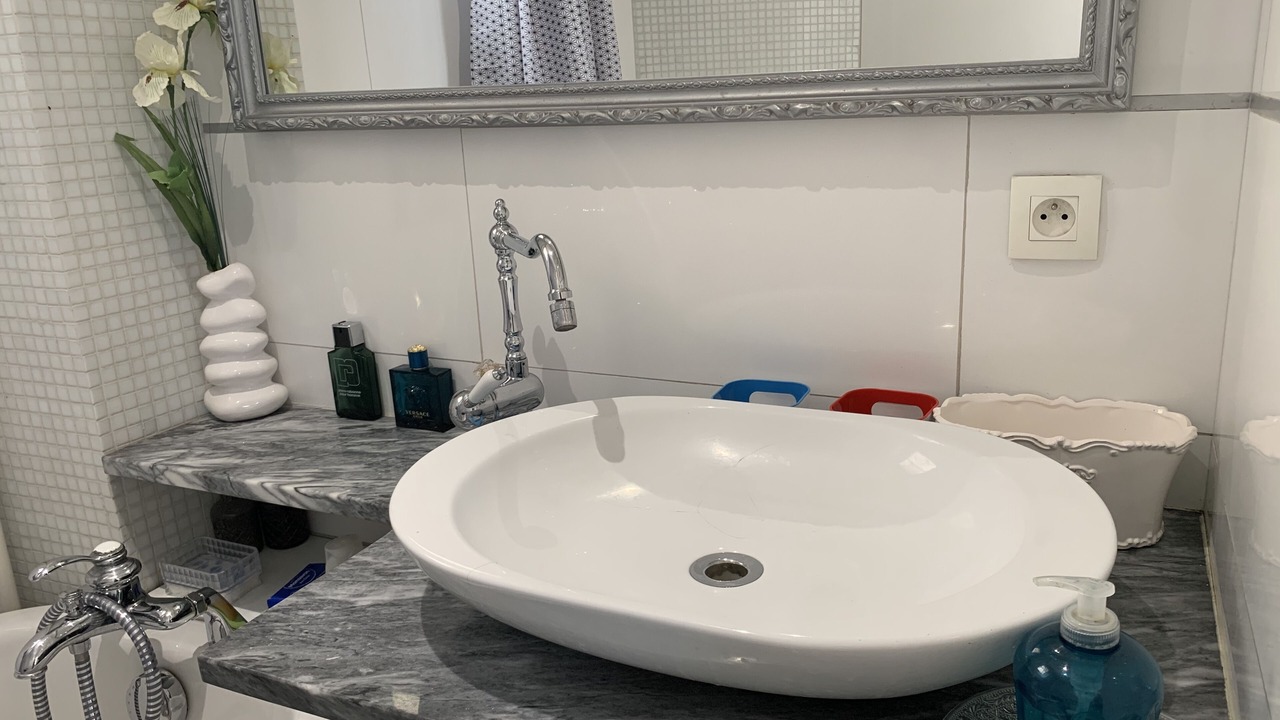 Photo of Bathroom in Necker