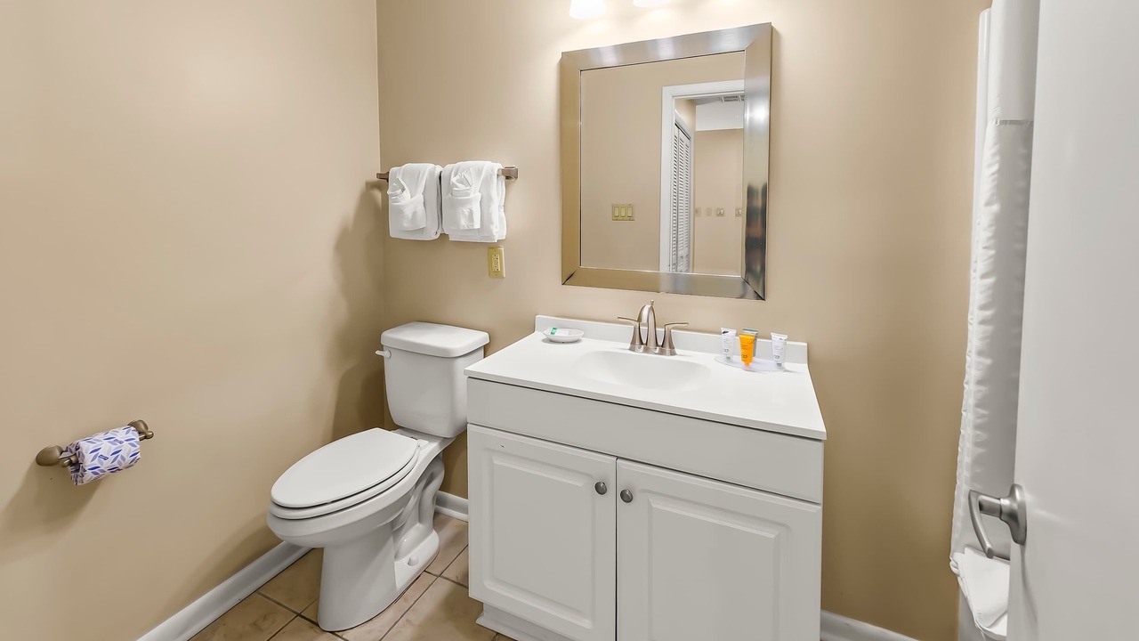 Photo of Bathroom in Fairfield Harbour