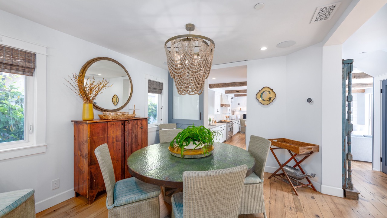 Photo of Livingroom in The Strand
