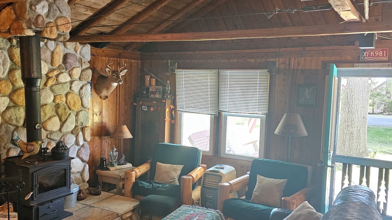 Photo of Livingroom in Black River