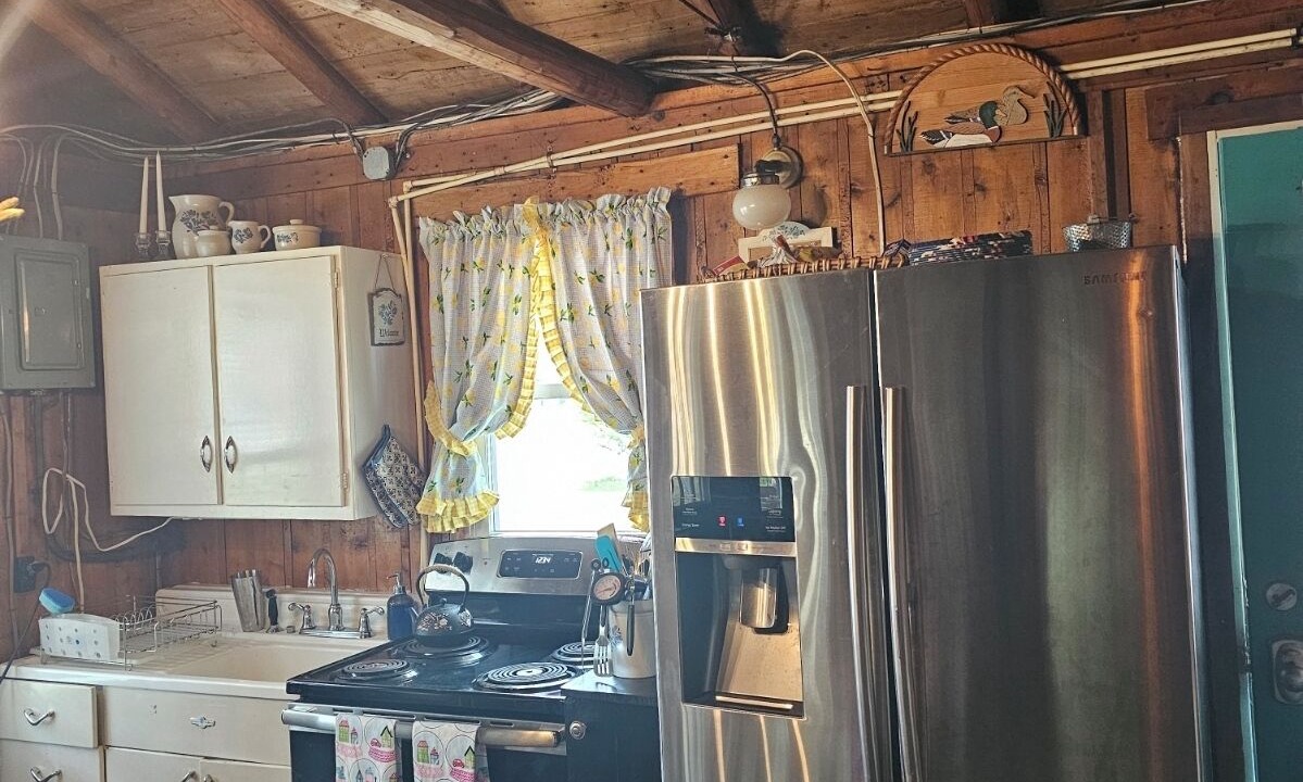 Photo of Kitchen in Black River