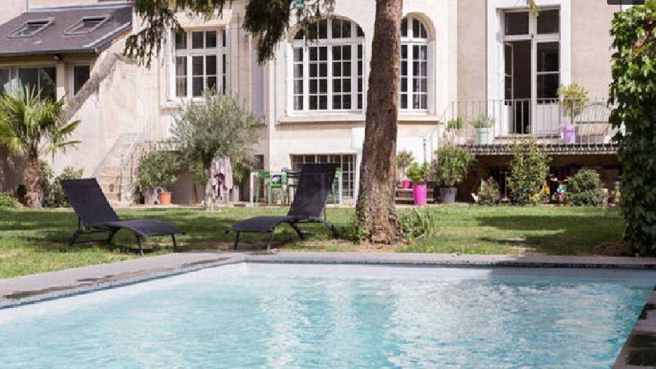 Photo of Outdoor in Tours