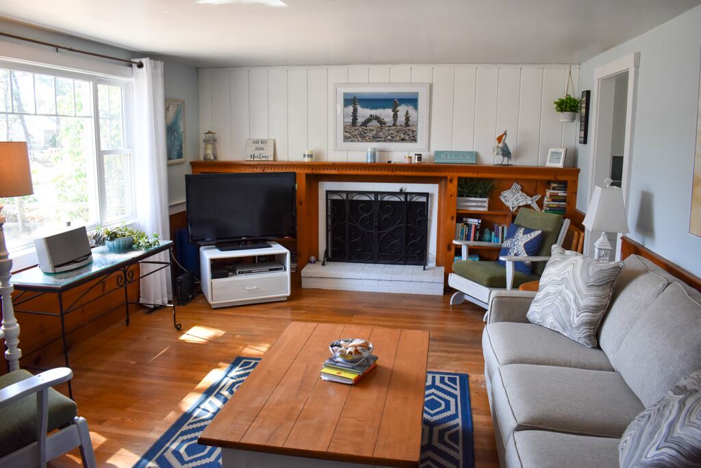 Photo of Livingroom in Dennis Port