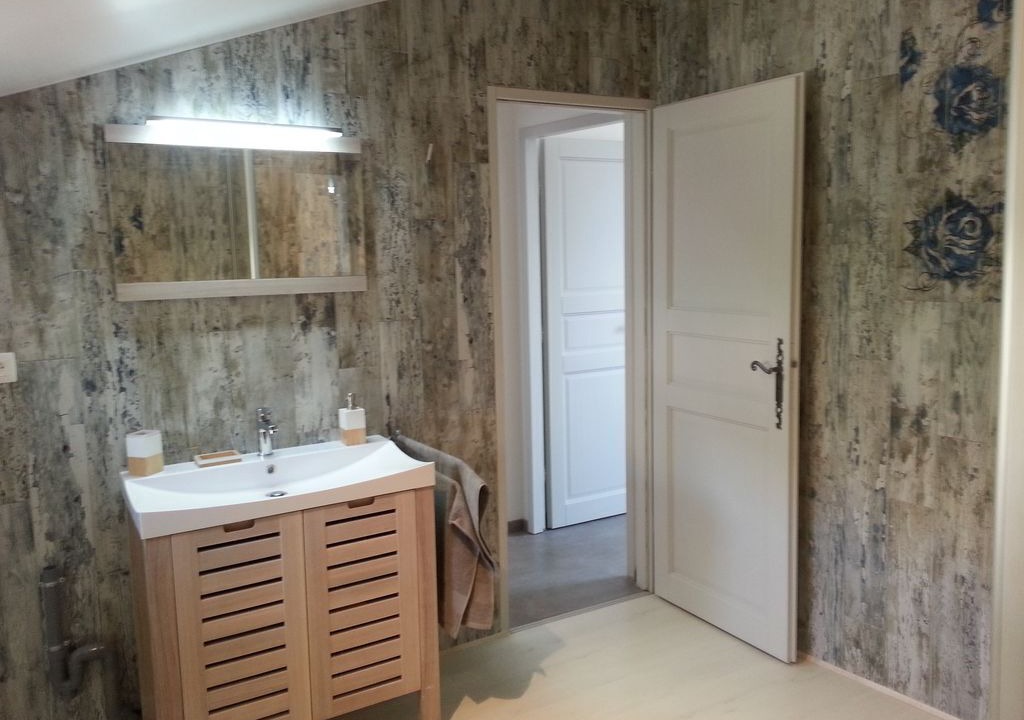 Photo of Bathroom in Chateauneuf-du-Pape