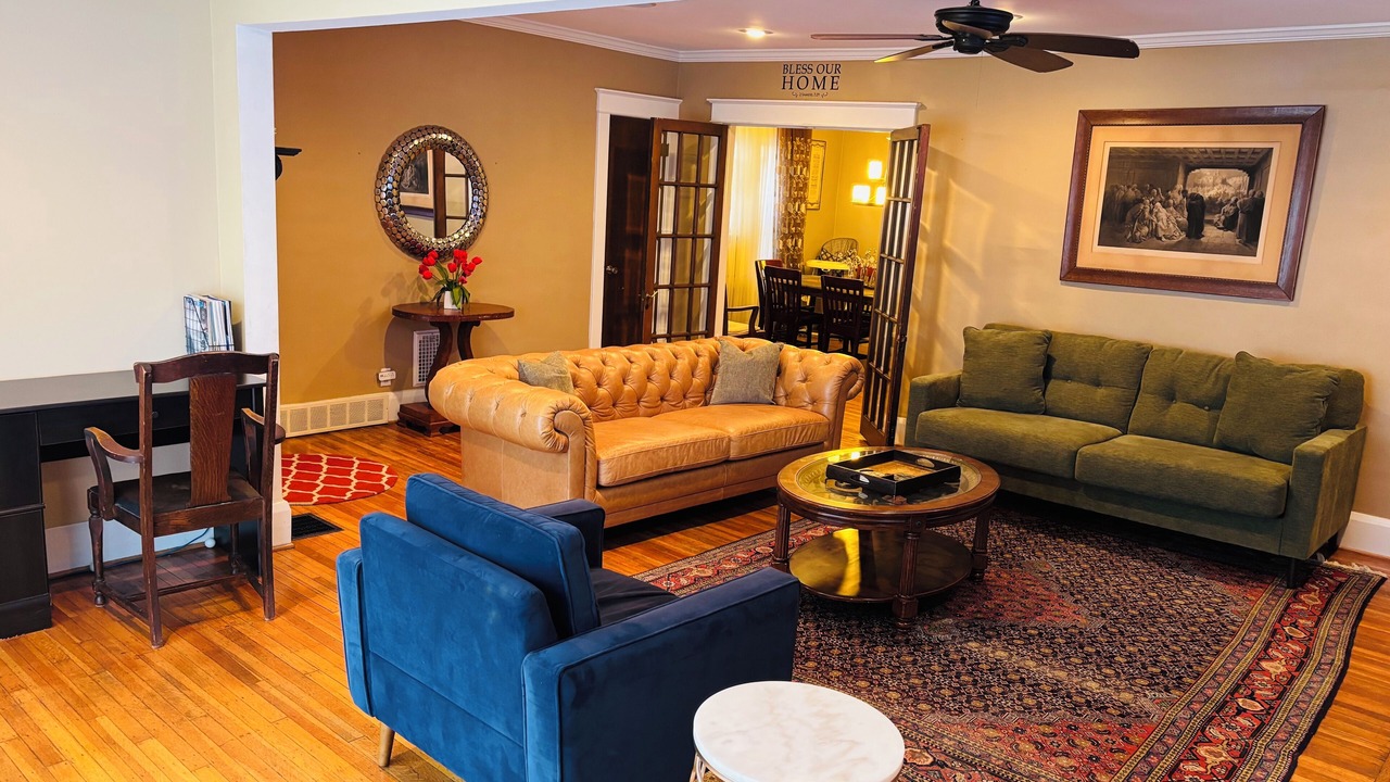 Photo of Livingroom in North Buffalo