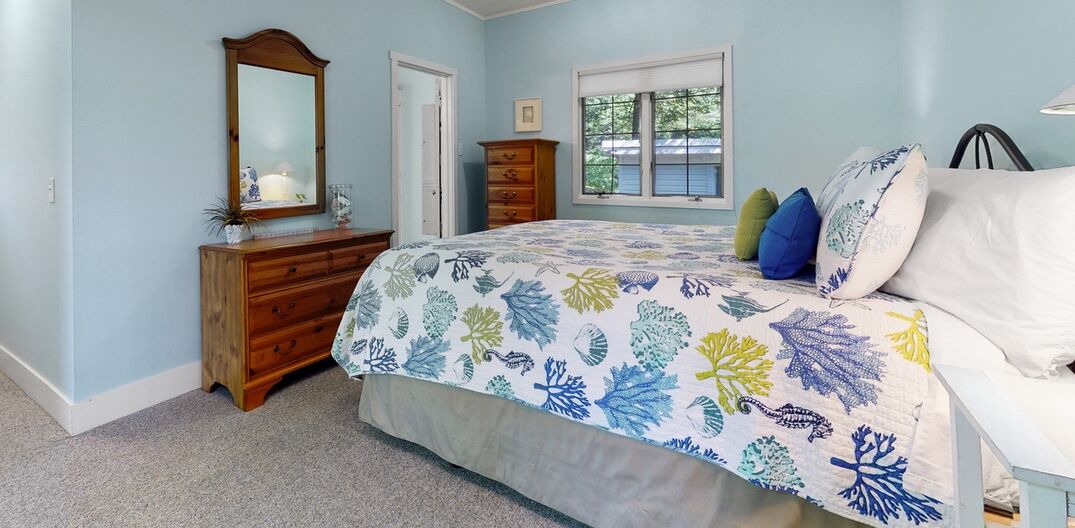 Photo of Bedroom in Saugatuck