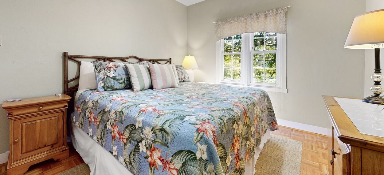 Photo of Bedroom in Saugatuck