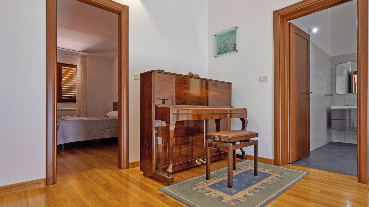 Photo of Bedroom in Pomer