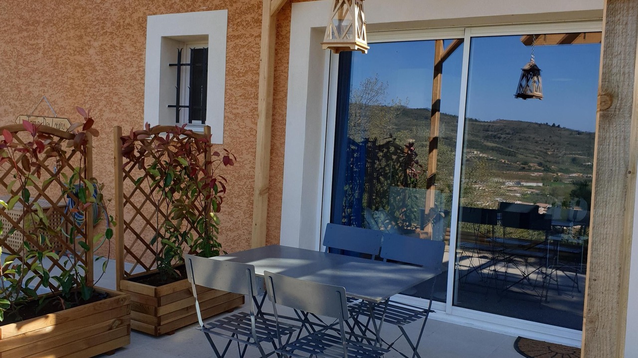 Photo of Outdoor in Cournanel