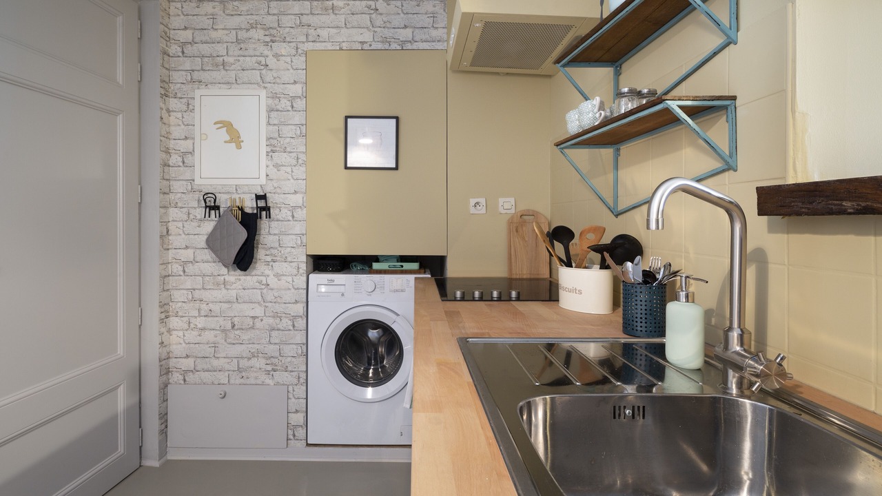Photo of Kitchen in Centre