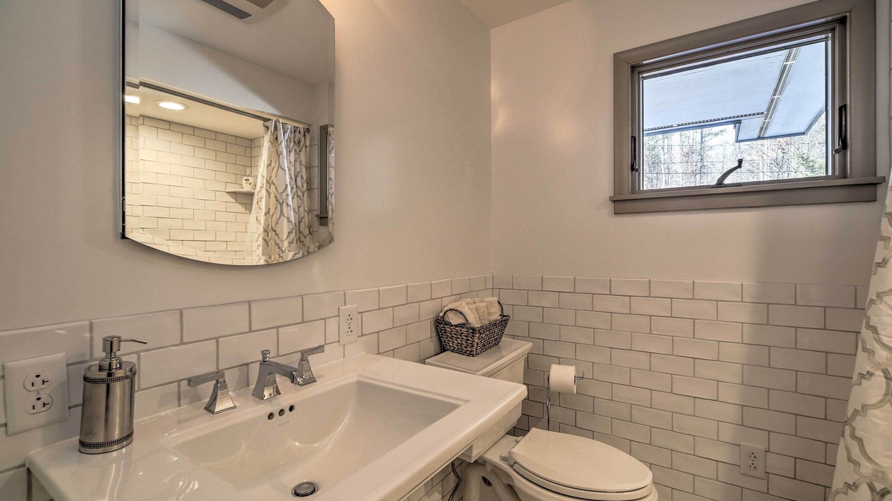 Photo of Bathroom in Plattsburgh