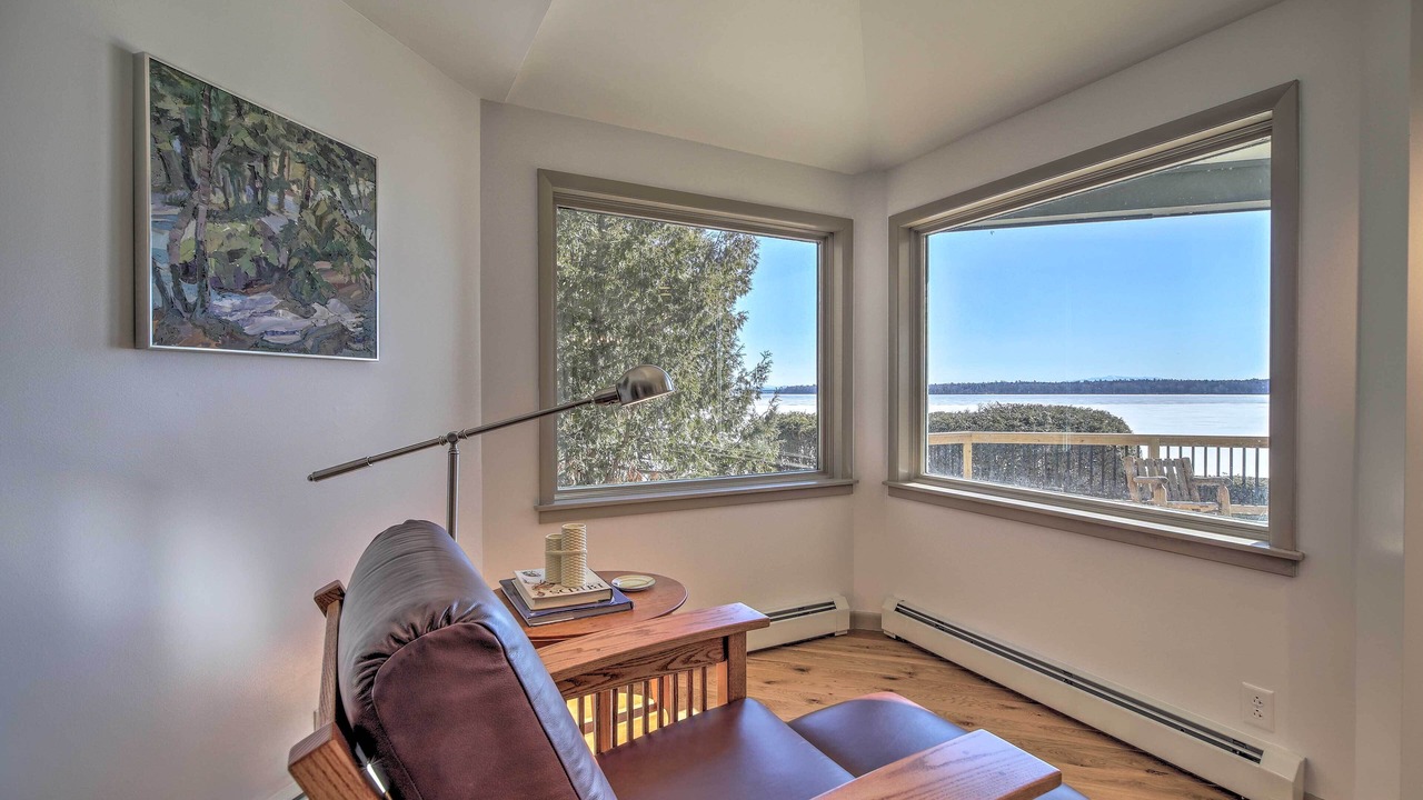 Photo of Livingroom in Plattsburgh