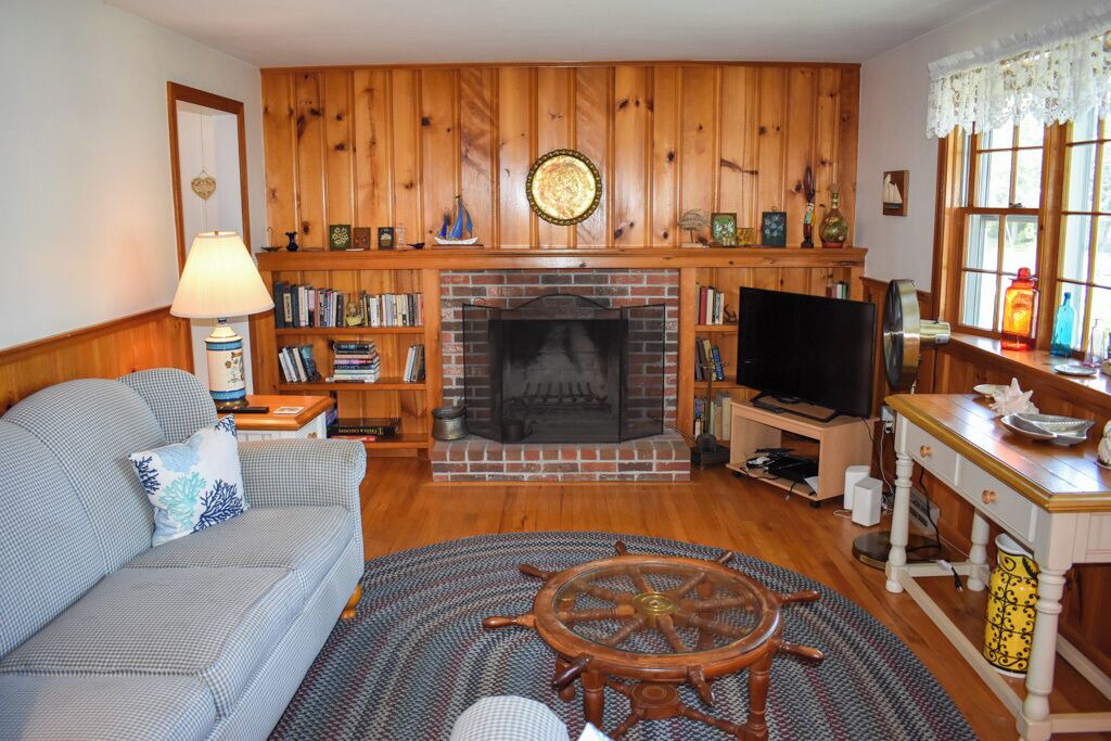 Photo of Livingroom in Dennis Port
