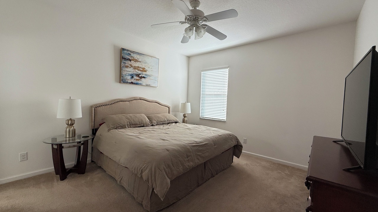 Photo of Bedroom in Loughman