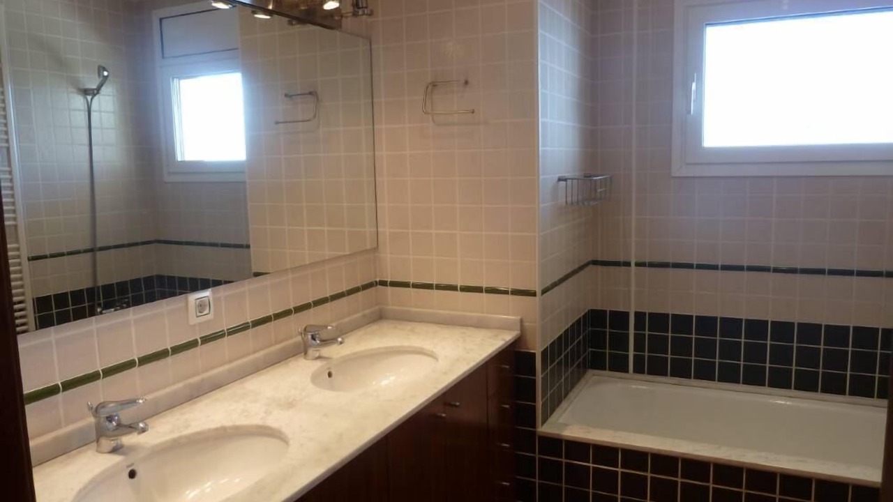 Photo of Bathroom in Llanca