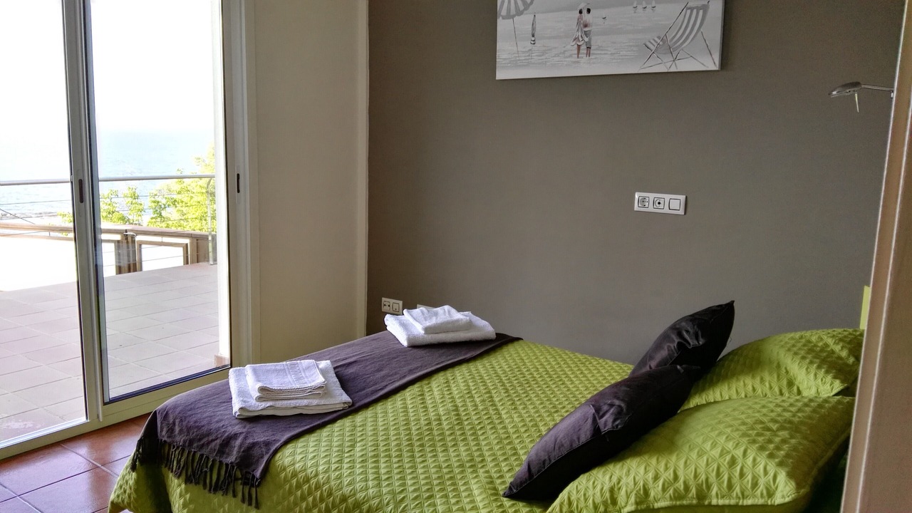 Photo of Bedroom in Llanca