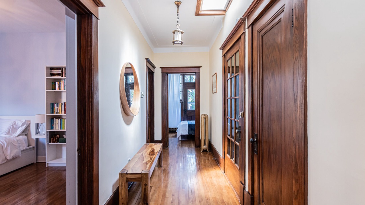 Photo of Others in Cote-Des-Neiges—Notre-Dame-De-Grace